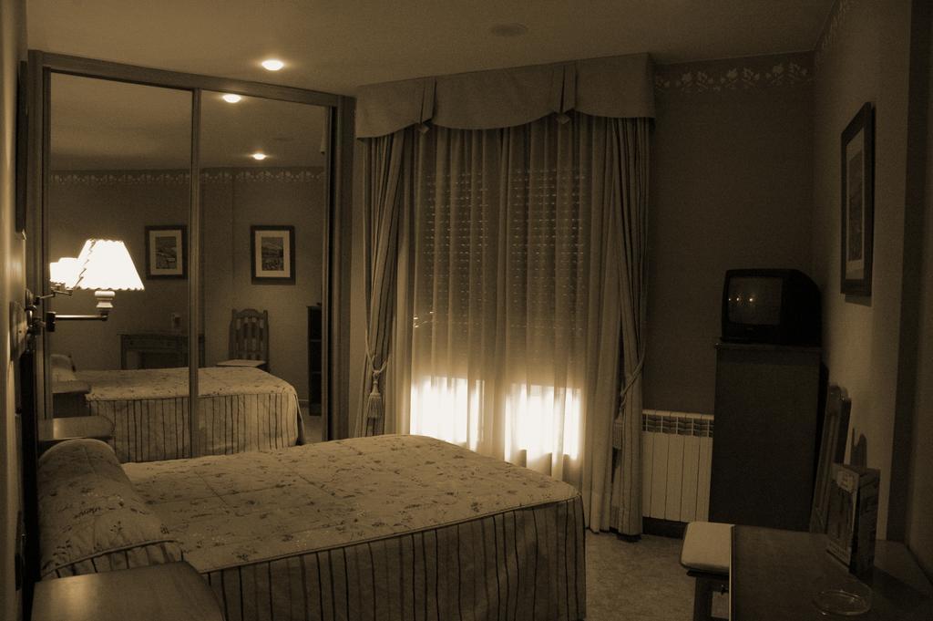 Hotel Casa Carmen Benabarre Luaran gambar