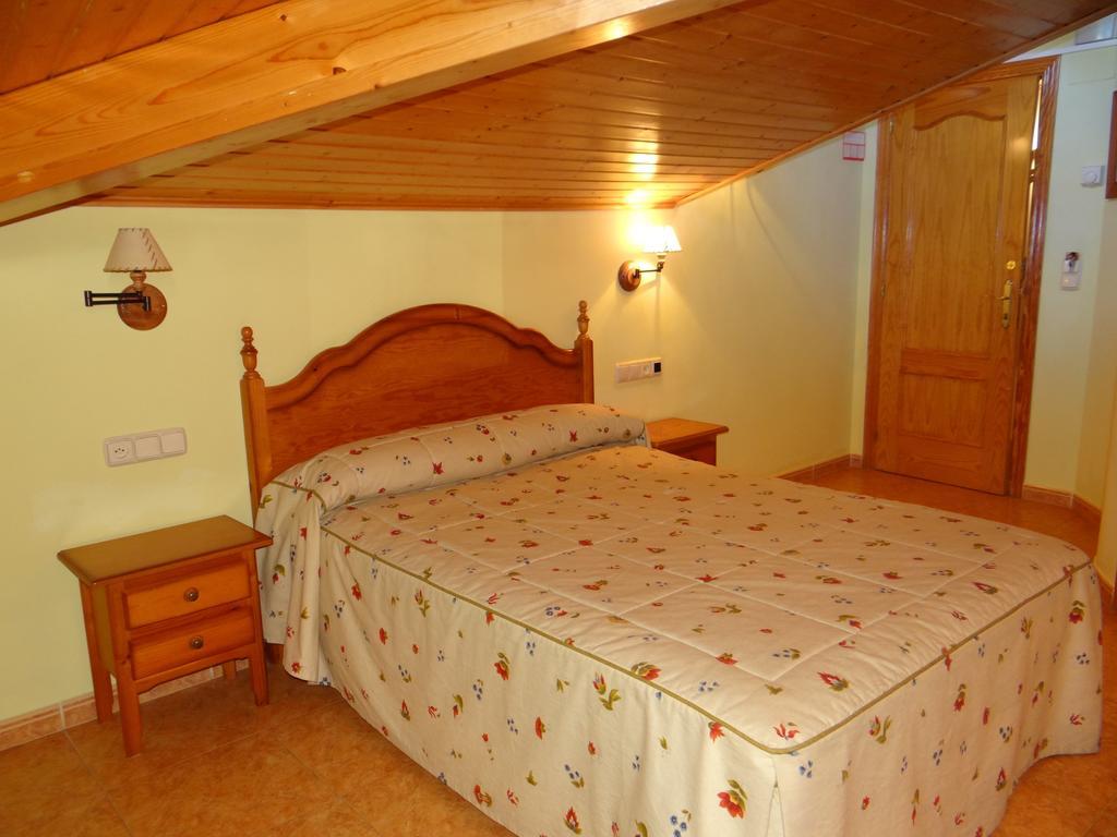 Hotel Casa Carmen Benabarre Bilik gambar